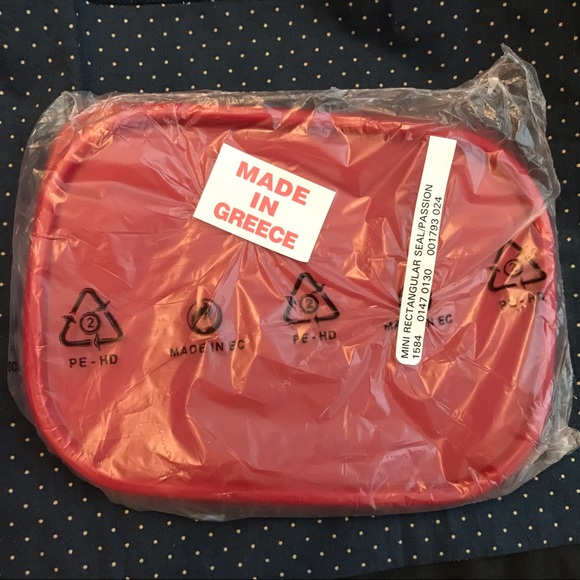 Tupperware Modular Mates 2 Rectangular Containers - Picture 3 of 7